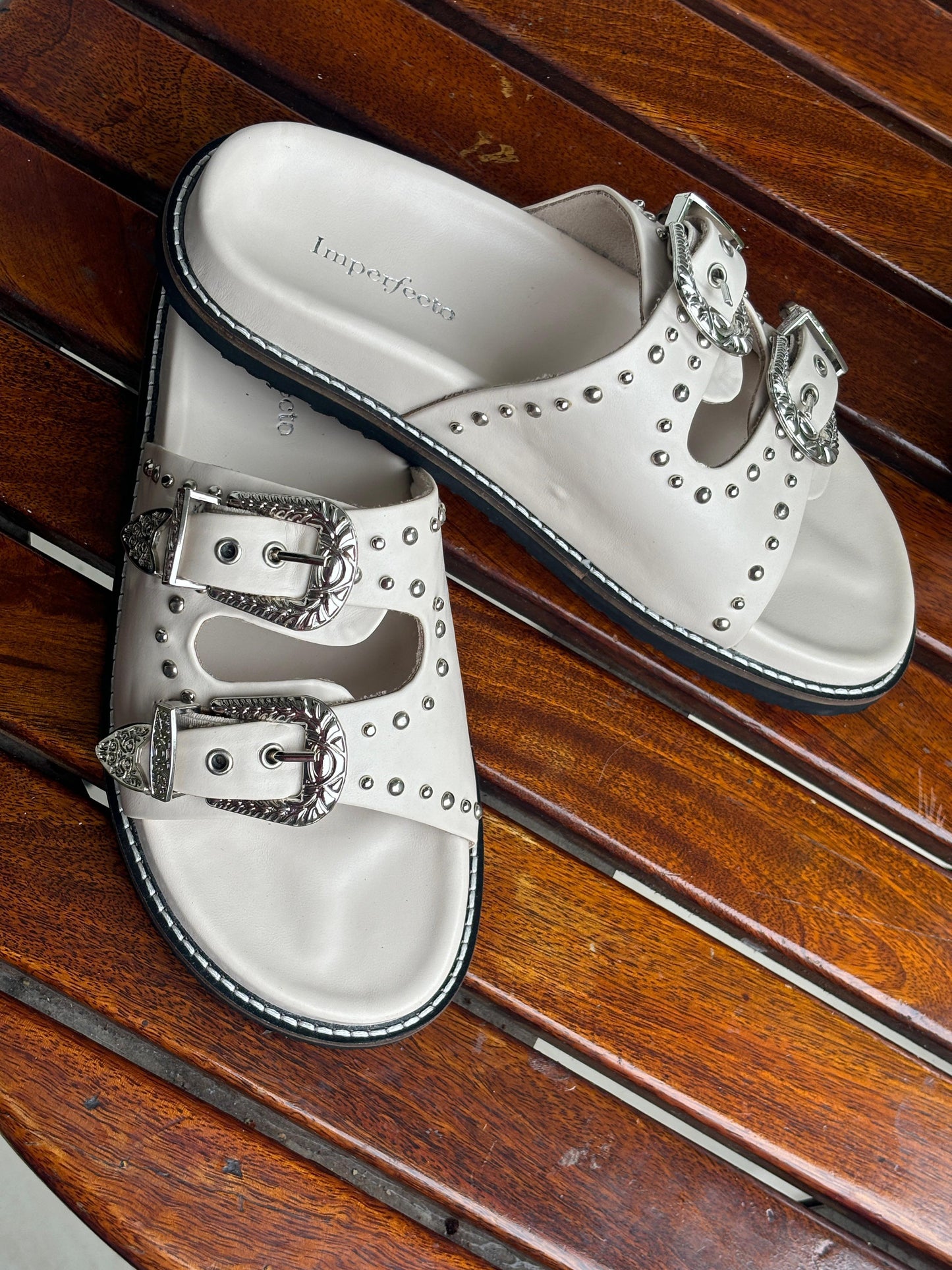 Famous Taylor Swift Slider Sandals