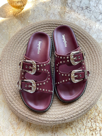 Famous Taylor Swift  Slider Sandals